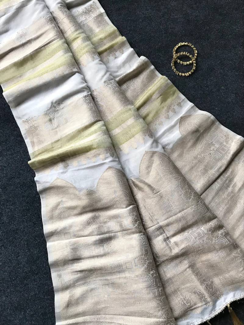Off White Color Jari Jaqurad Weaving Work Tisu Silk Blend Saree 