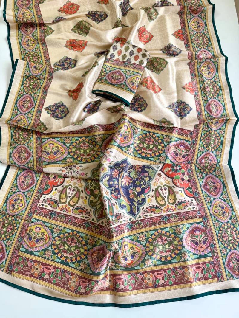 Off White Color Jari & Jaqurad Weaving Work Silk Blend Saree