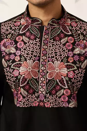 BLACK VISCOSE SILK THREAD & SEQUINS EMBROIDERED WORK FESTIVAL MARRIAGE PARTY WEAR STRAIGHT MENS KURTA WITH PANT