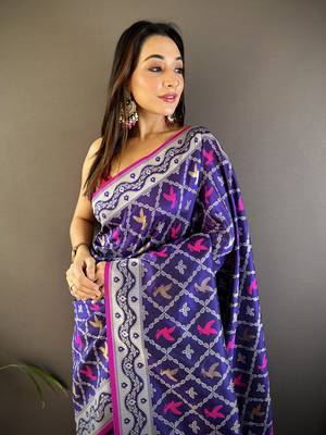Blue lichi soft silk jacquard silver gold zari weaving banarasi saree 4