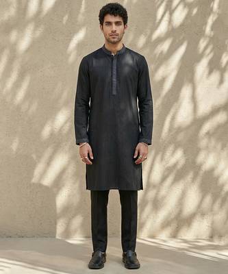 Black embroidered cotton silk kurta set 1
