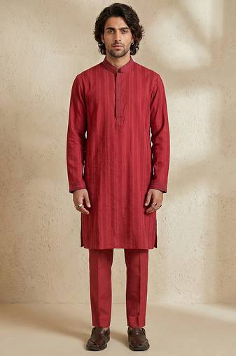 Maroon woven cotton kurta set