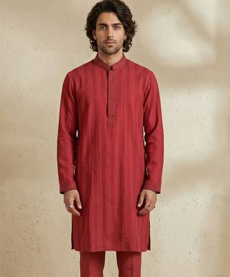 Maroon woven cotton kurta set 3