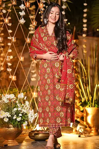 Red heavy digital printed maslin salwar kameez