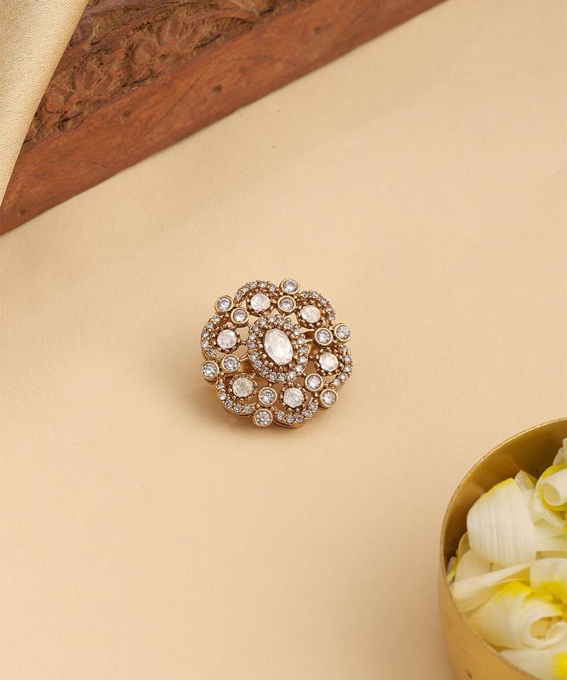 Gold plated kundan brooch