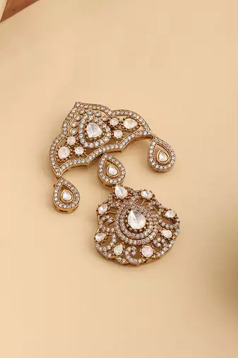 Gold plated kundan brooch