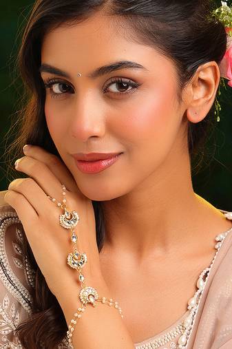 Gold plated kundan haath phool