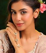 Gold plated kundan haath phool