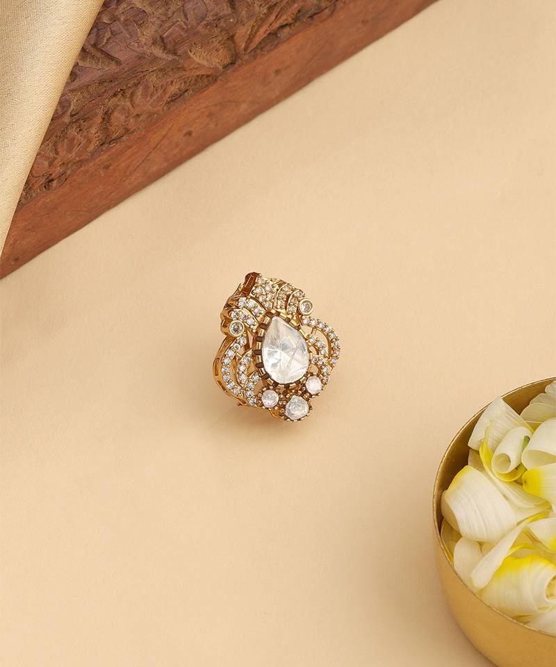 Gold plated kundan hair clip