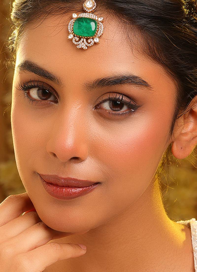 Gold plated kundan green stones maang tikka
