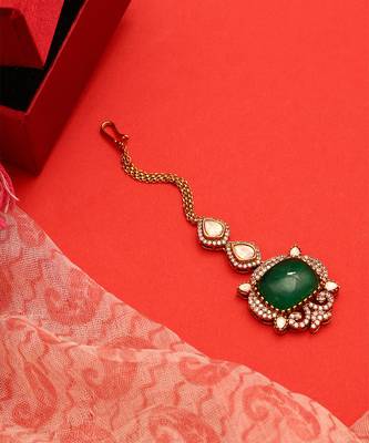 Gold plated kundan green stones maang tikka 2