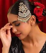 Gold plated kundan green stones passa