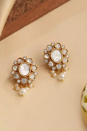 Gold plated kundan earrings