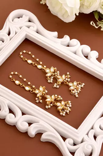 Gold plated kundan earrings