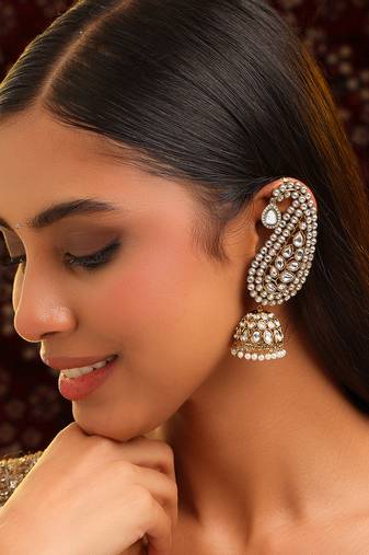 Gold plated kundan earrings