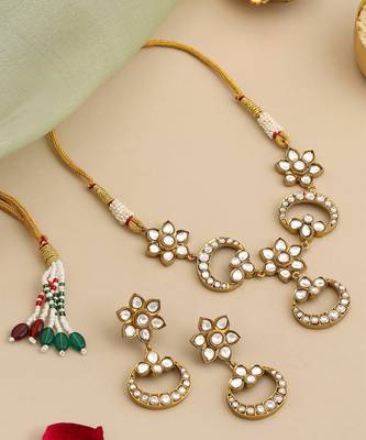 Gold plated kundan choker necklace set 2