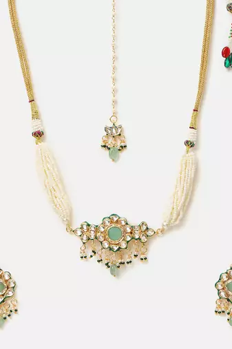 Gold plated kundan green stones choker necklace set