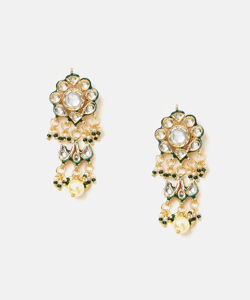 Gold plated kundan green stones choker necklace set with maang tikka