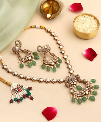 Gold plated kundan green stones necklace set 2