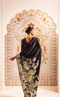 Black printed satin saree with blouse piece 3