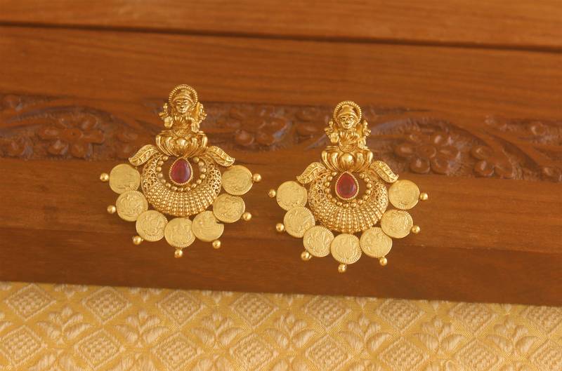 Matte finish temple earrings