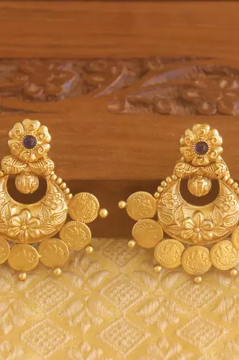 Matte finish temple earrings