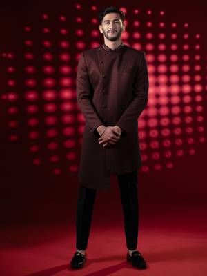 Maroon embroidered velvet sherwani 3
