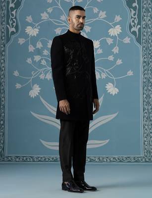 Black embroidered jacquard sherwani 3