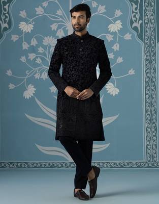 Black embroidered velvet sherwani 1