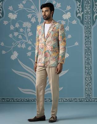 Designer patch-print blazer set in vibrant multi colours 3