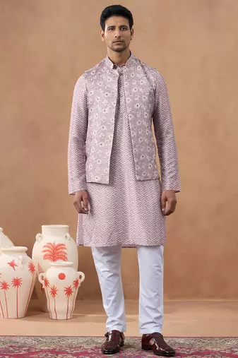 Pastel pink floral jacket & kurta set