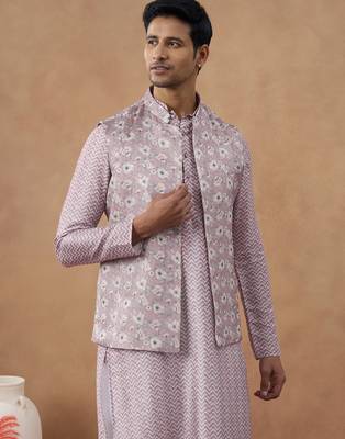 Pastel pink floral jacket & kurta set 2