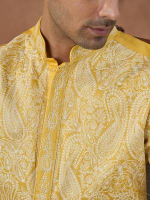 Yellow paisley embroidered kurta set 2