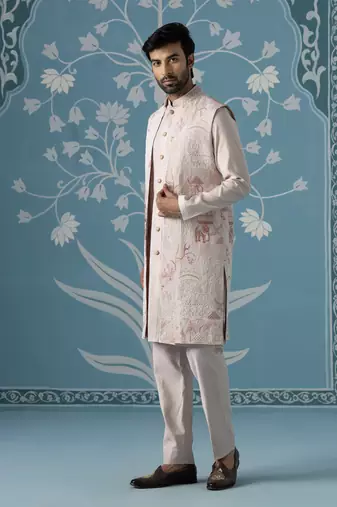Light onion-pink kurta with abstract thread-embroidered long bundi set