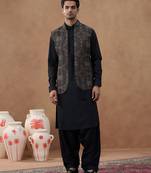 Multi-colour green bundi with classic black pathani set