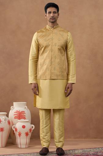 Gold herringbone printed bundi kurta set