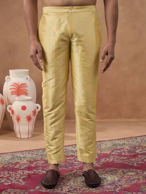 Gold herringbone printed bundi kurta set 5