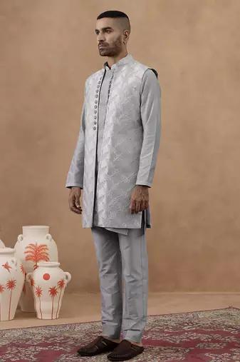 Grey thread-embroidered long bundi kurta set