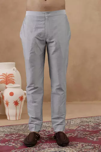 Grey thread-embroidered long bundi kurta set