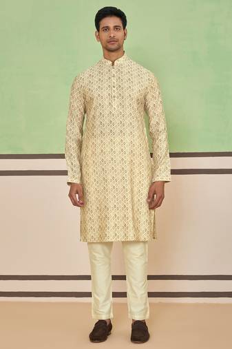 Cream all-over paisley printed kurta set
