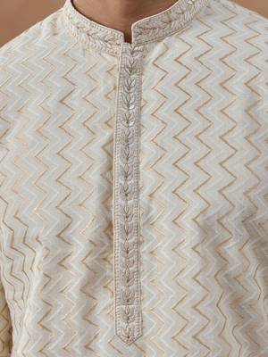 Cream zig-zag embroidered kurta set 2