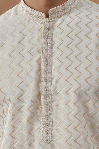Cream zig-zag embroidered kurta set