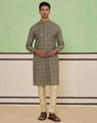 Beige mosaic print kurta set 1