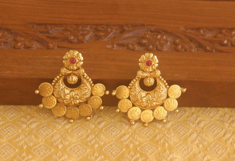 Matte finish temple earrings