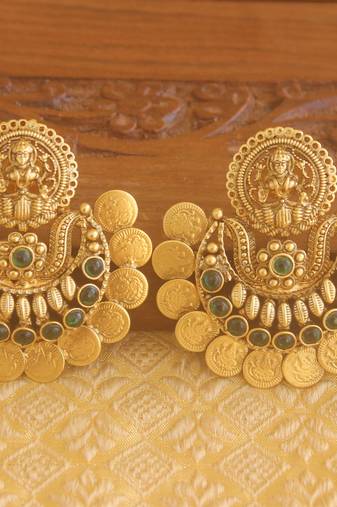 Matte finish chand bali temple earrings