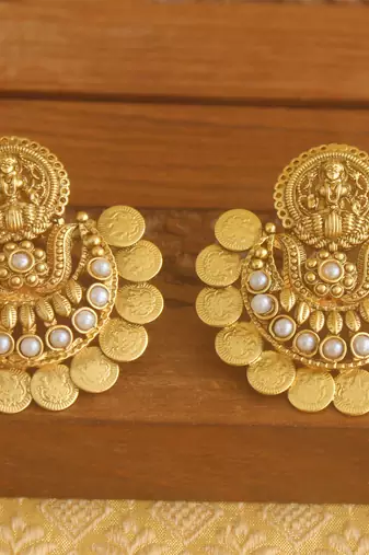 Matte finish chand bali temple earrings