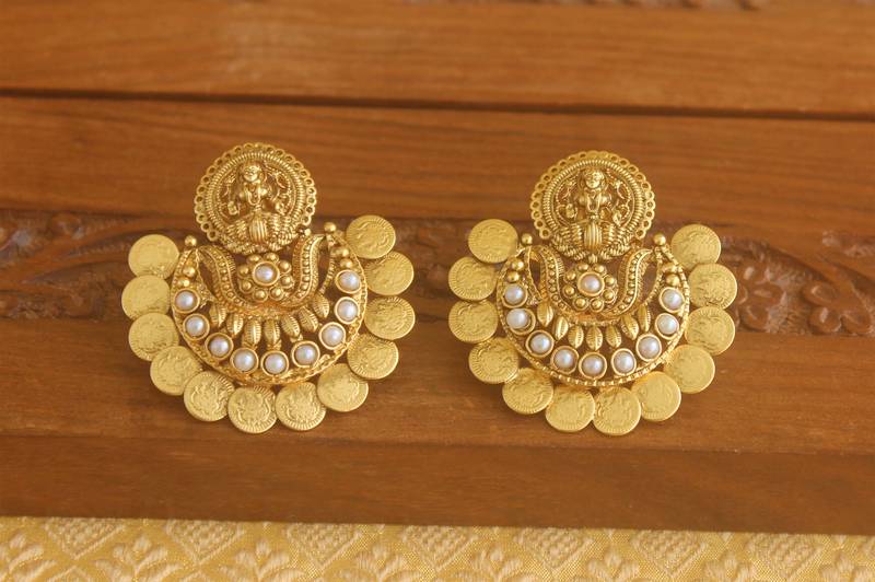 Matte finish chand bali temple earrings