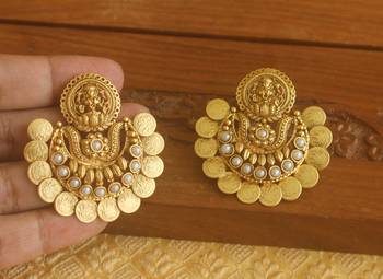 Matte finish chand bali temple earrings 3