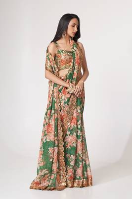 Green organza saree with sequins embroidery & floral digital print 4