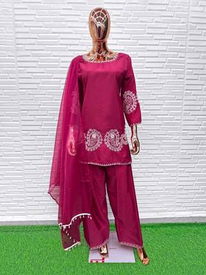 maroon crepe suit with sequin embroidery  3